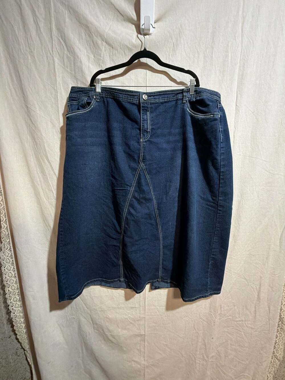 Cato Woman Plus Size Denim Maxi Skirt with Embellished Flap Pockets Size 26W